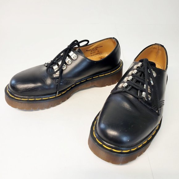 Dr. Martens Shoes - VTG 1990s Dr Martens Metal Loop Eyelet Black Leather Oxford Womens Size 8 VGC